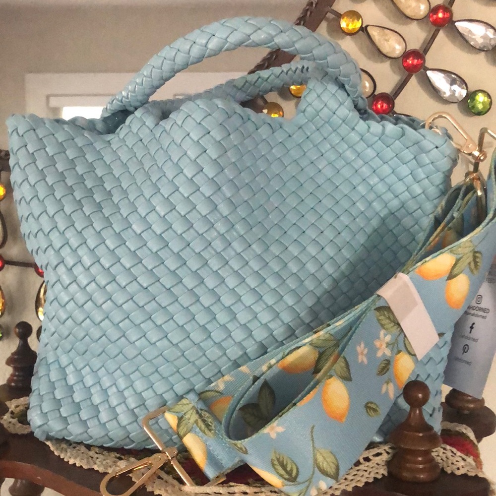 NWT Ahdorned Woven Neoprene Crossbody Tote w/ Matching Fashion Strap